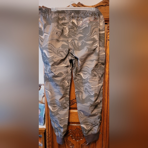 Tommy Hilfiger pants - Picture 3 of 5